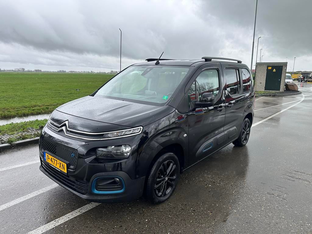 Citroën Berlingo EV 50 kWh 136pk 2022 Zwart, Auto's, Citroën, Particulier, Berlingo, Elektrisch, MPV, Automaat, Origineel Nederlands