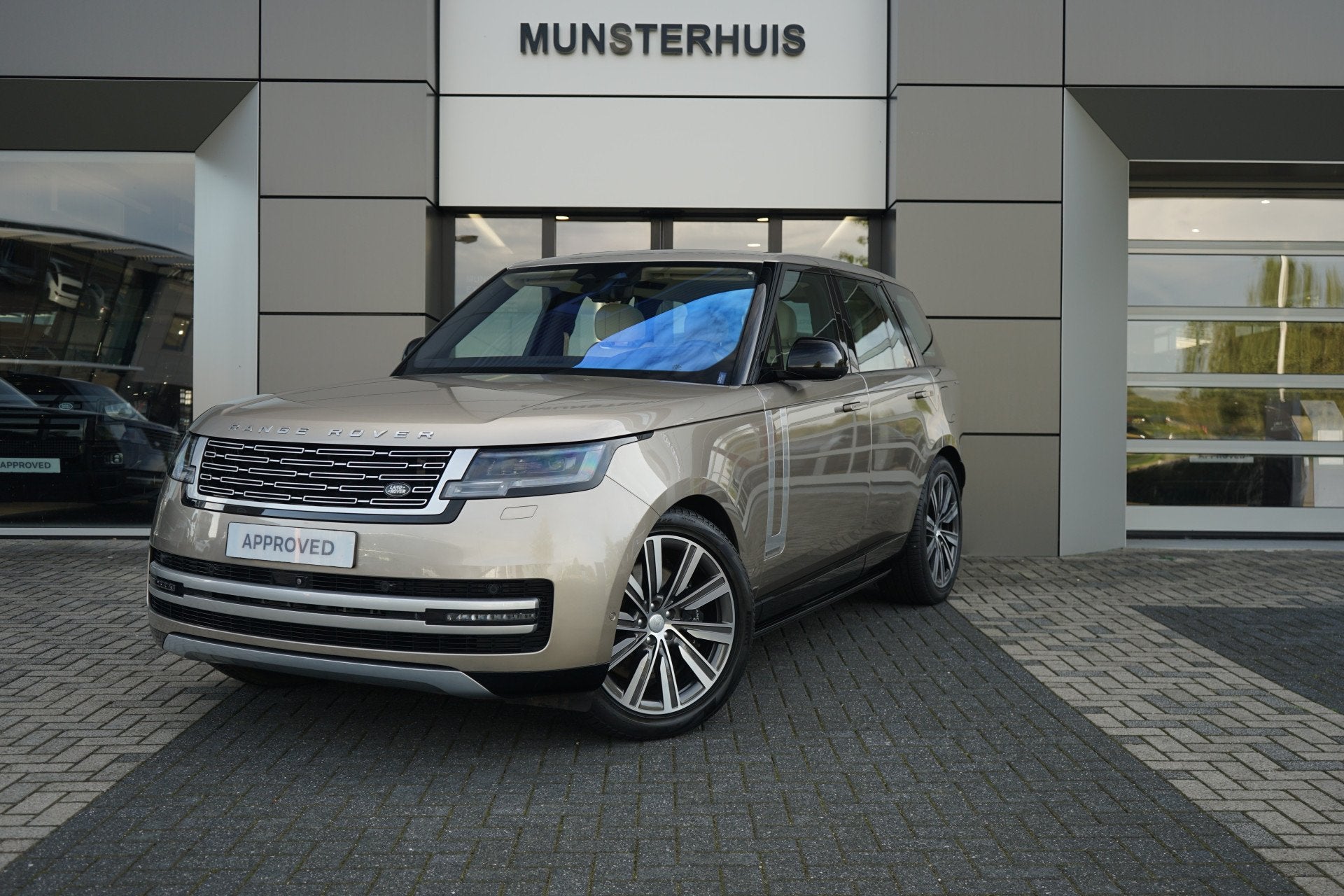 Land Rover Range Rover 3.0 P440e Autobiography PHEV | Head-u