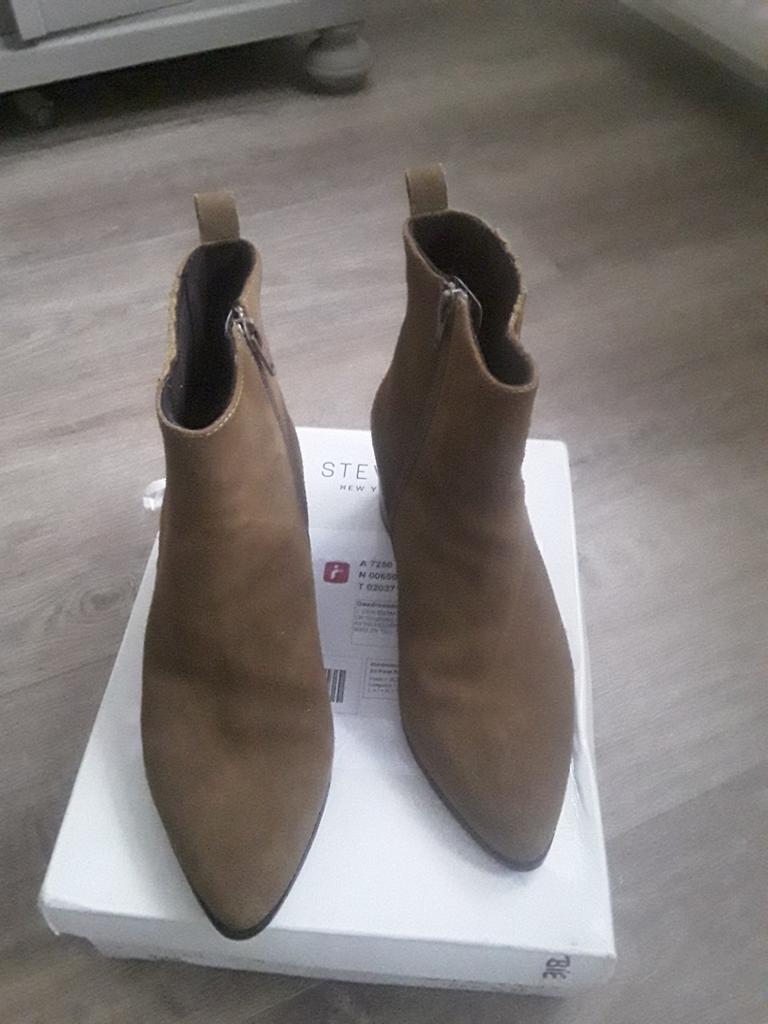 Enkellaarsjes 39 bruin Steven New York, Ophalen of Verzenden, Zo goed als nieuw, Bruin, Overige materialen