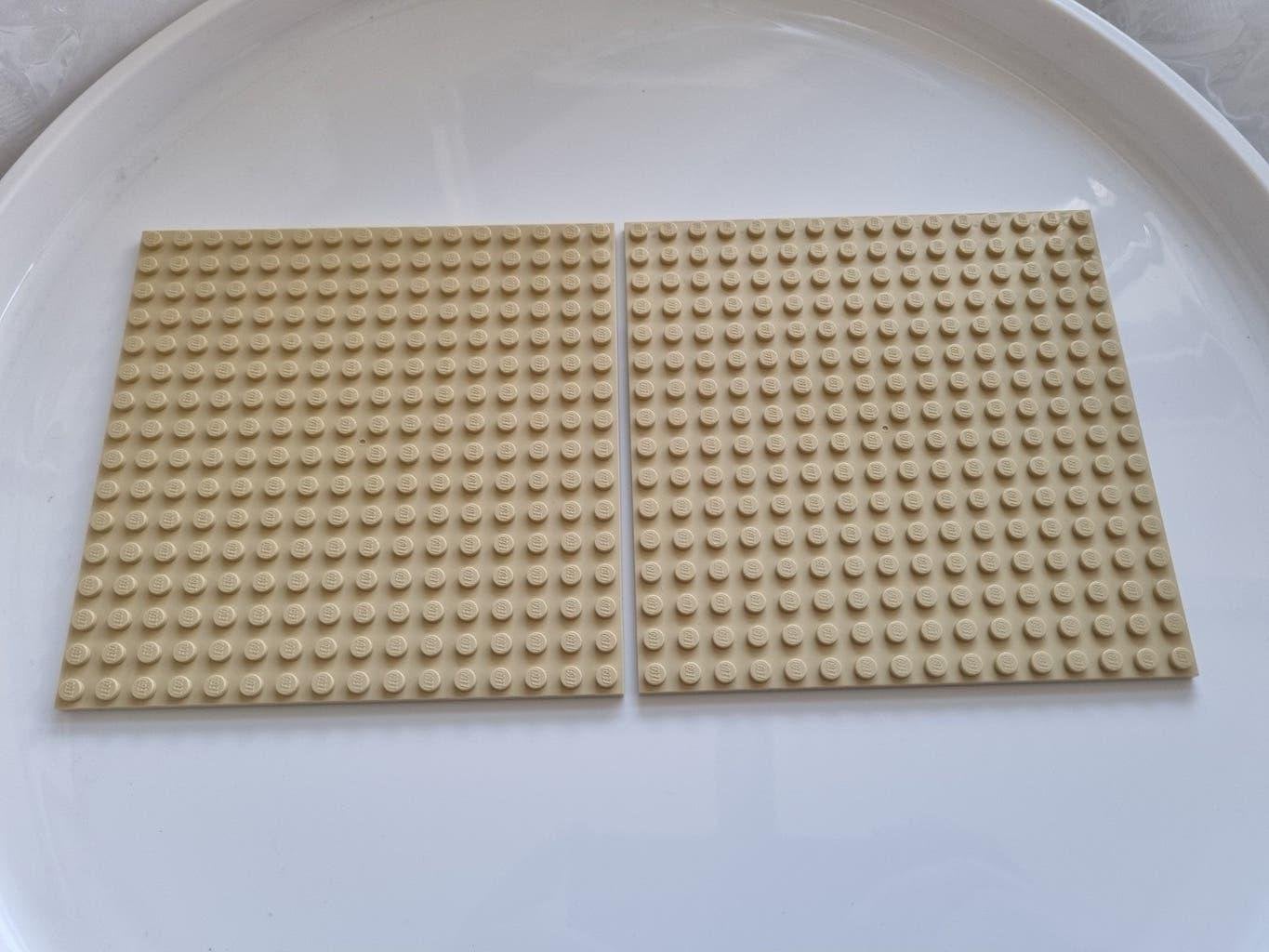 2 nieuwe lego platen 16x16 Tan / Beige, Kinderen en Baby's, Speelgoed | Duplo en Lego, Overige thema's, Verzenden, Lego, Nieuw