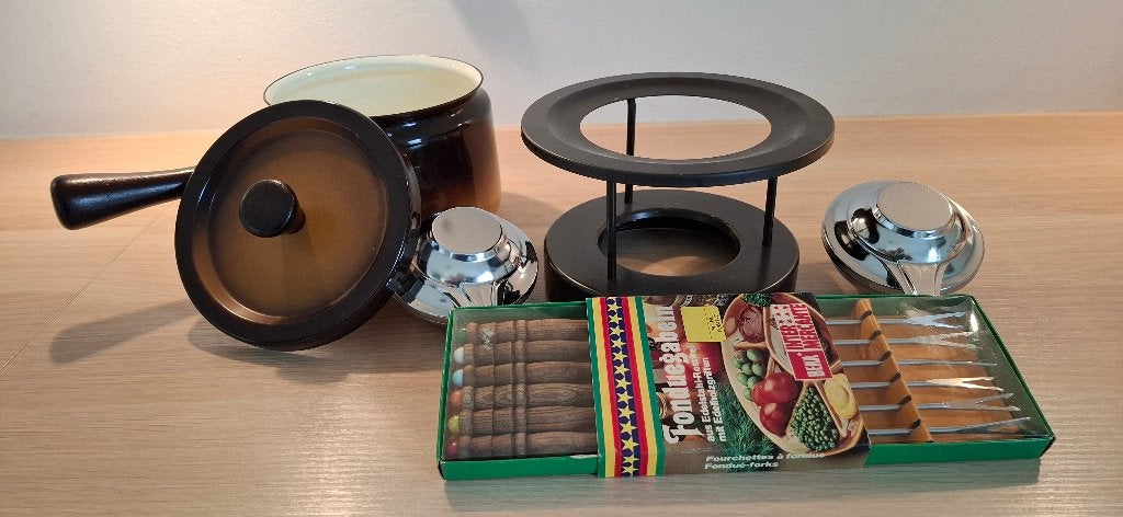 Retro Fonduestel Bruin Emaille – Compleet met 6 vorken, Ophalen of Verzenden, Gebruikt, Brander, Fondueset