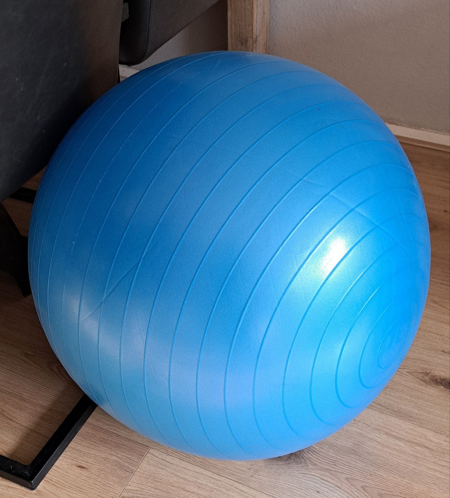 Fitness bal / yoga bal, 65 cm, Ophalen, Zo goed als nieuw, Fitnessbal
