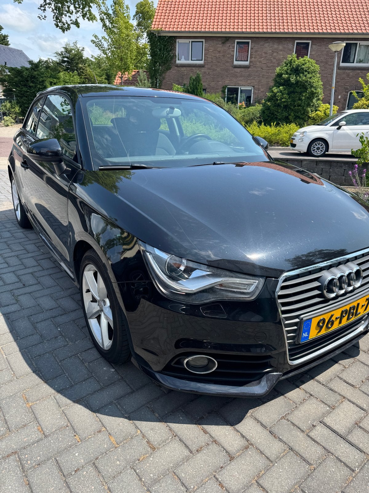 Audi A1 1.2 Tfsi 63KW 2011 Zwart, Auto's, Voorwielaandrijving, Zwart, 4 cilinders, 4 stoelen