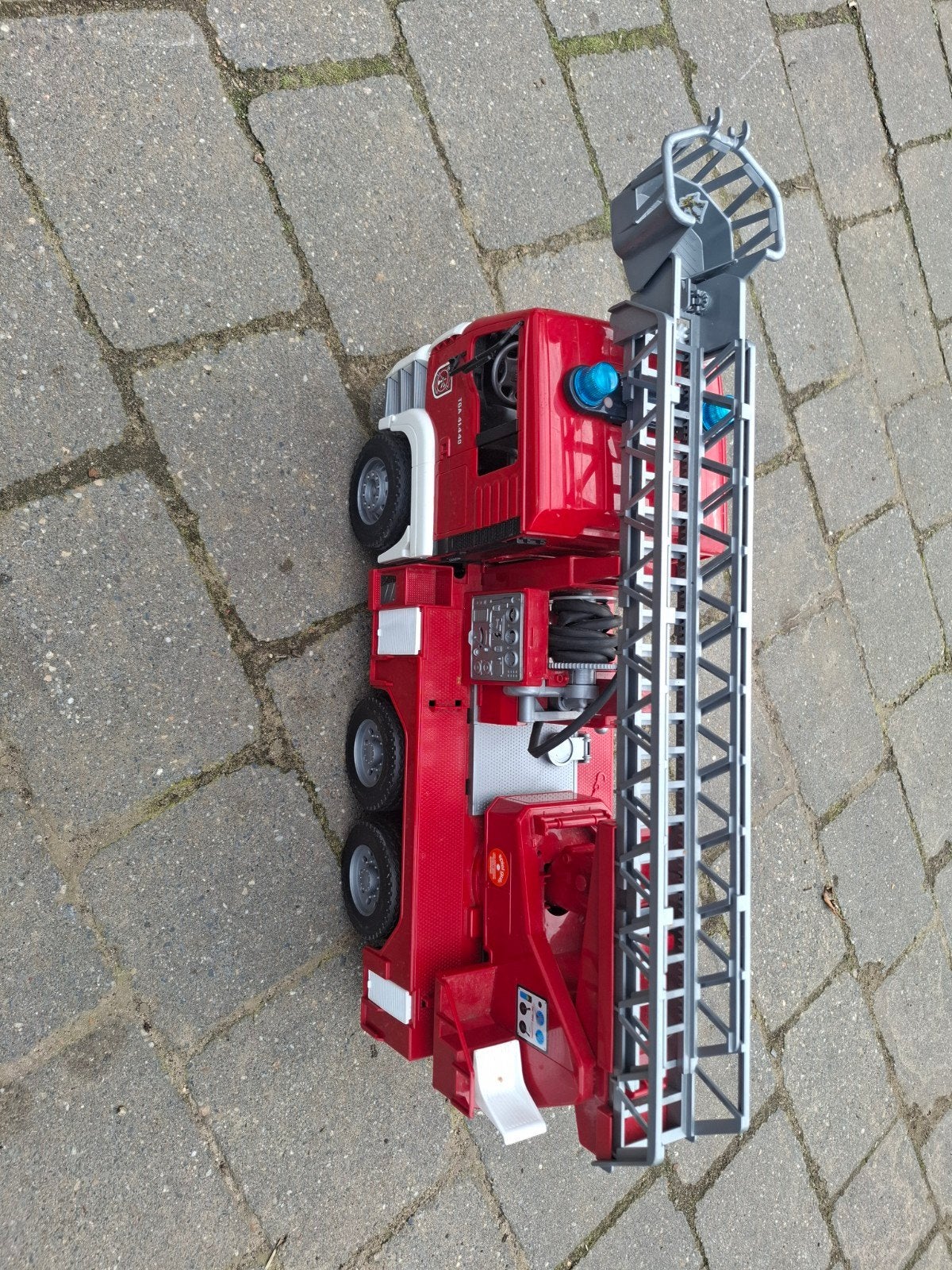 Bruder Brandweer Vrachtwagen - Nette Staat, Ophalen of Verzenden, Zo goed als nieuw