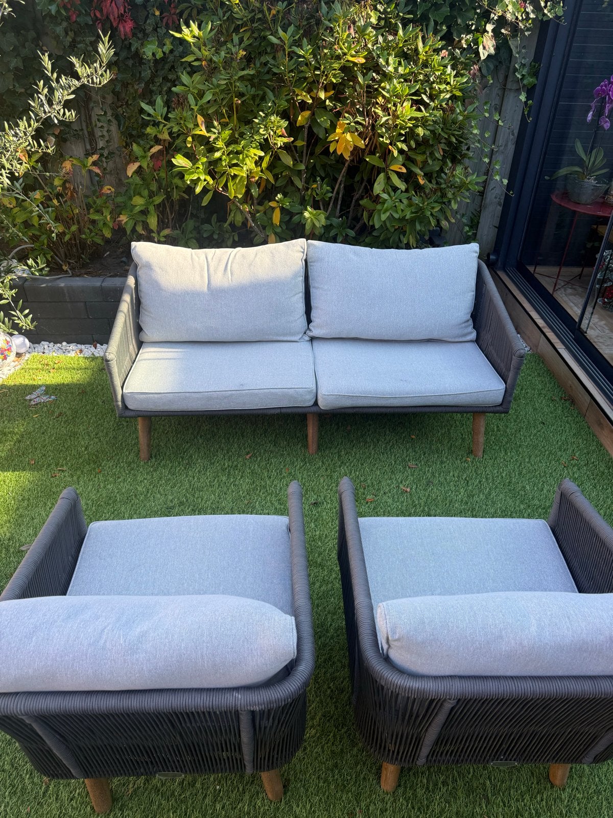 Complete loungeset met bank en twee stoelen, Tuin en Terras, Ophalen, 4 zitplaatsen, Gebruikt, Loungeset
