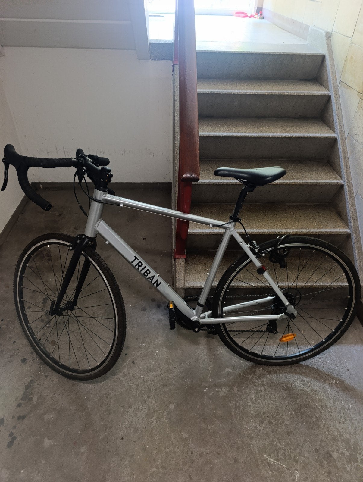 Triban racefiets - Zo goed als nieuw, Fietsen en Brommers, Fietsen | Racefietsen, Overige merken, Minder dan 10 versnellingen