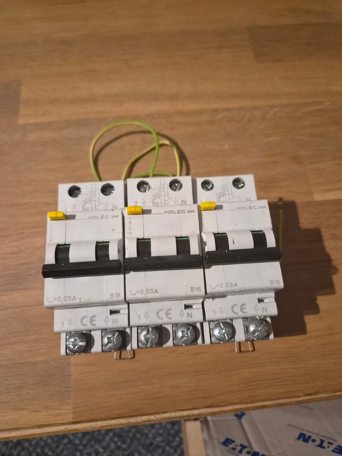 Holec eaton aardlekautomaten B16 0.03A - Set van 3, Ophalen of Verzenden, Gebruikt, Overige typen