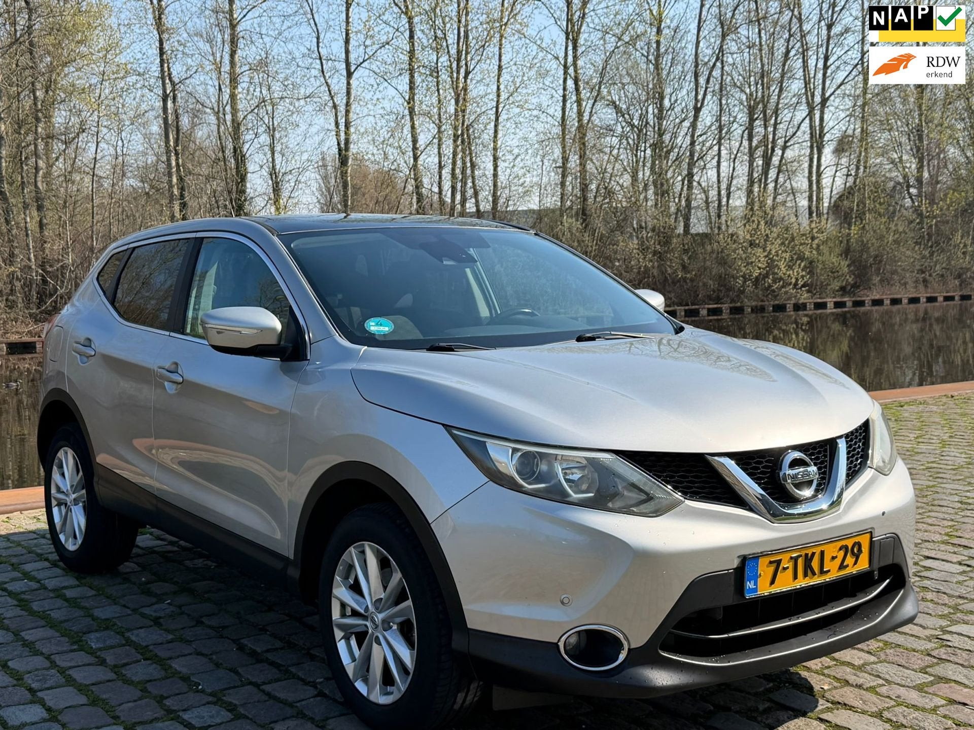 Nissan Qashqai 1.2 Connect Edition 2e eigenaar dealer onderh, Auto's, Voorwielaandrijving, Gebruikt, 4 cilinders, 116 pk