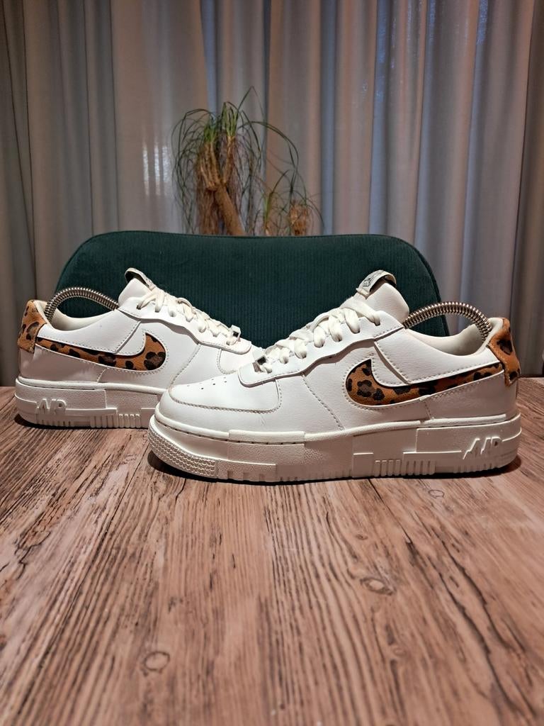 Nike Air Force 1 Pixel Special Edition 'Leopard' Size 38,5, Wit, Nike, Ophalen of Verzenden, Sneakers of Gympen