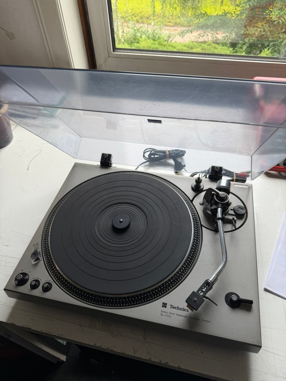 Technics SL-1700 SL 1700 platenspeler met klein euvel, Ophalen of Verzenden, Zo goed als nieuw, Platenspeler, Technics
