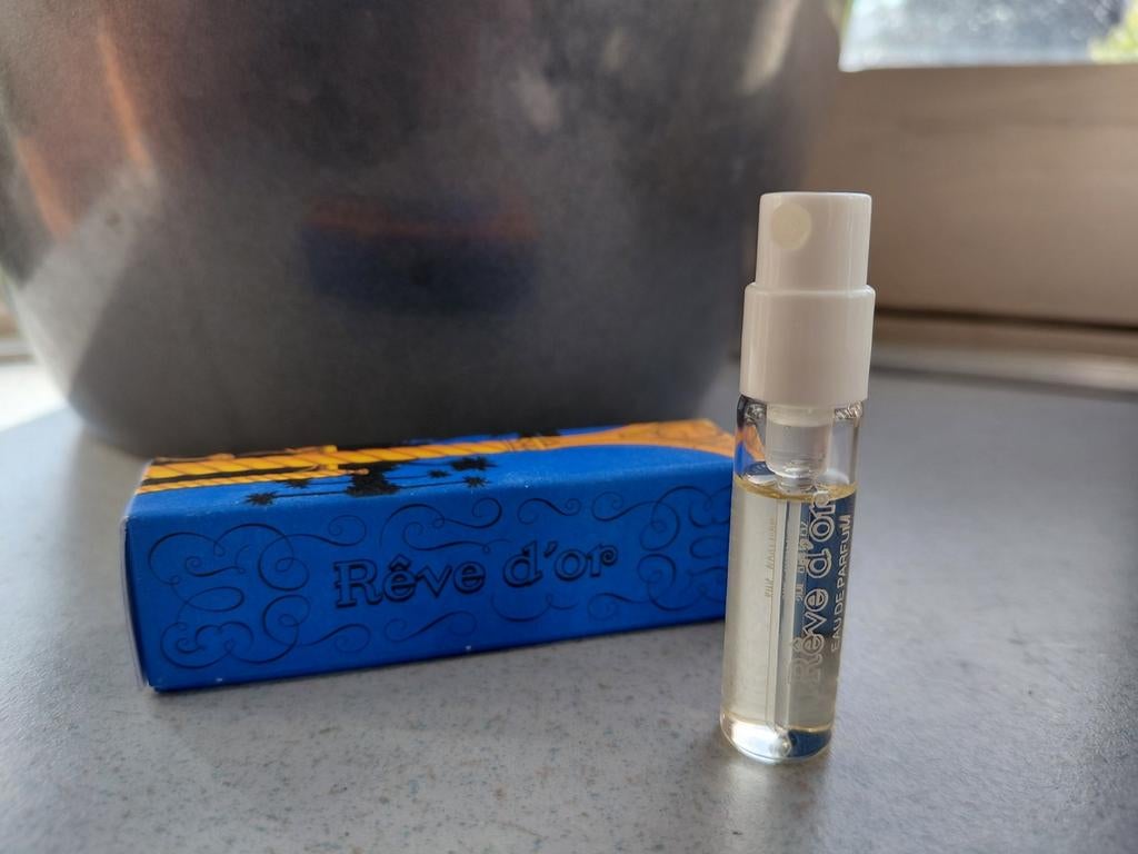 L.T. Piver Rêve d'Or parfum sample, Ophalen of Verzenden, Zo goed als nieuw
