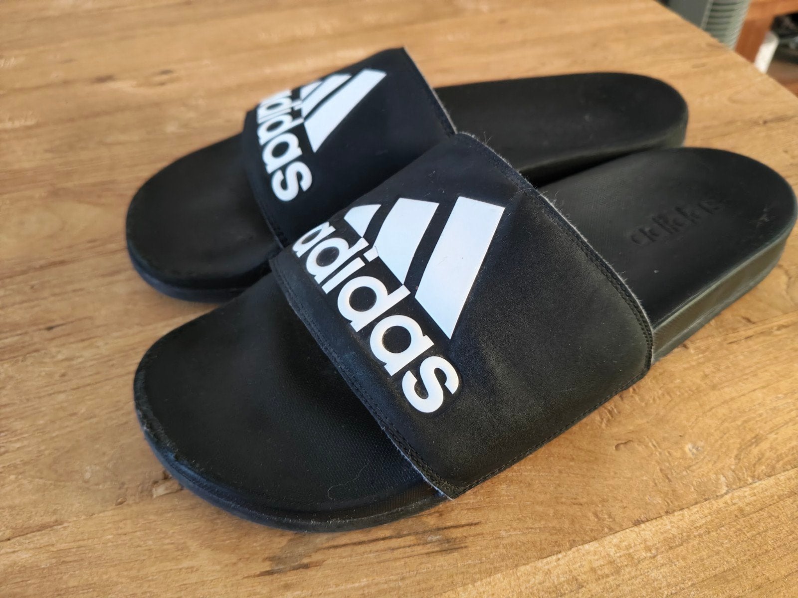 Adidas Adilette Cloudfoam Slippers Maat 43 Zwart, Slippers, Zwart, Ophalen of Verzenden, Adidas