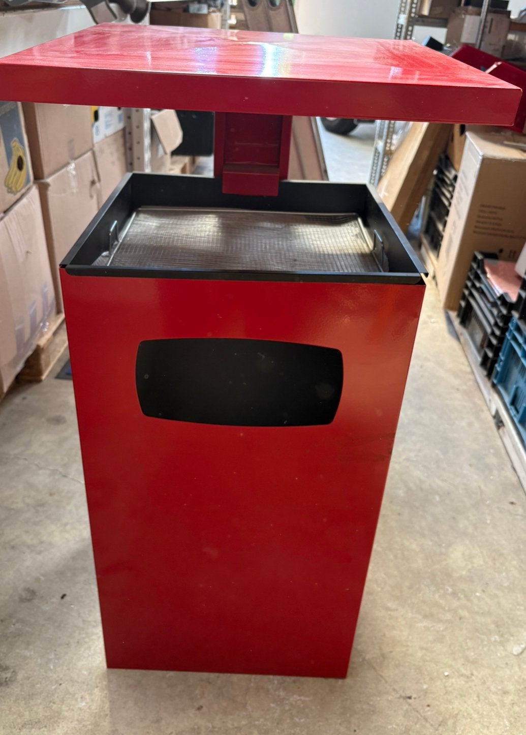 Asbak en afvalbak voor buiten kleur rood, Ophalen, Nieuw, 40 liter of meer, 75 – 100