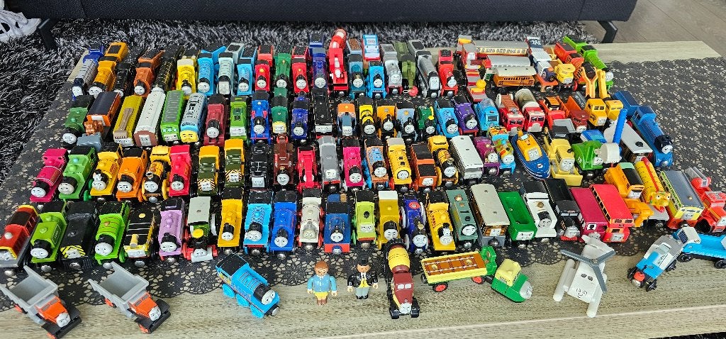 Thomas de trein Houten Treintjes Lostekoop va 6 Euro, Ophalen of Verzenden, Zo goed als nieuw