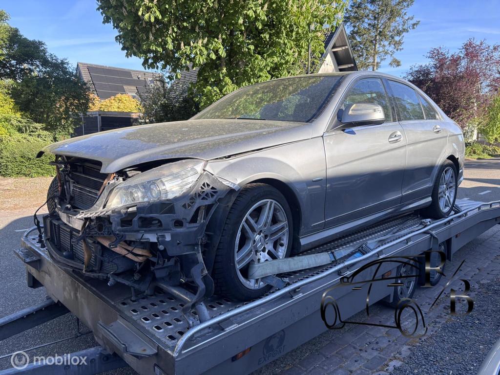 Mercedes C-klasse 320 CDI Avantgarde automaat MOTOR 100%, Auto's, Mercedes-Benz, Automaat, Achterwielaandrijving, Zwart, 2987 cc
