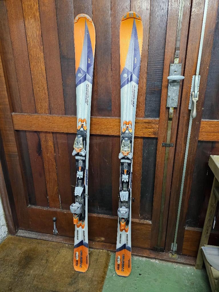 Atomic Metron m:2 All-Mountain Ski's - 162 cm, 160 tot 180 cm, Gebruikt, Ophalen of Verzenden, Carve