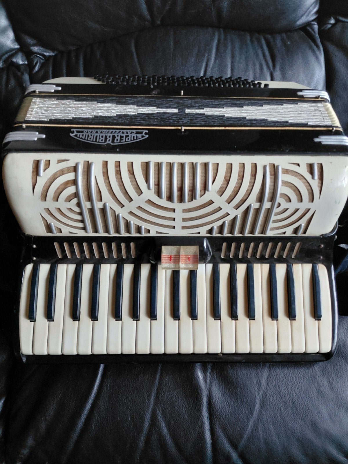 Super B. Burini Castelfidardo Accordeon inc koffer, originee, Overige merken, Gebruikt, Overige formaten, Met koffer