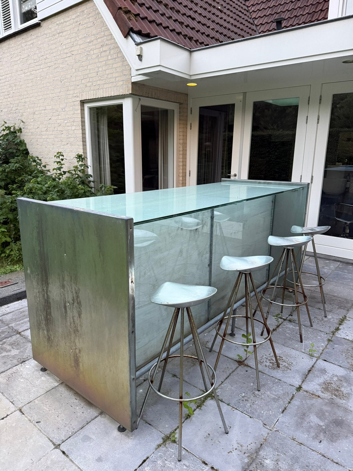 Bar rvs/glas buiten + krukken, Ophalen, Zo goed als nieuw