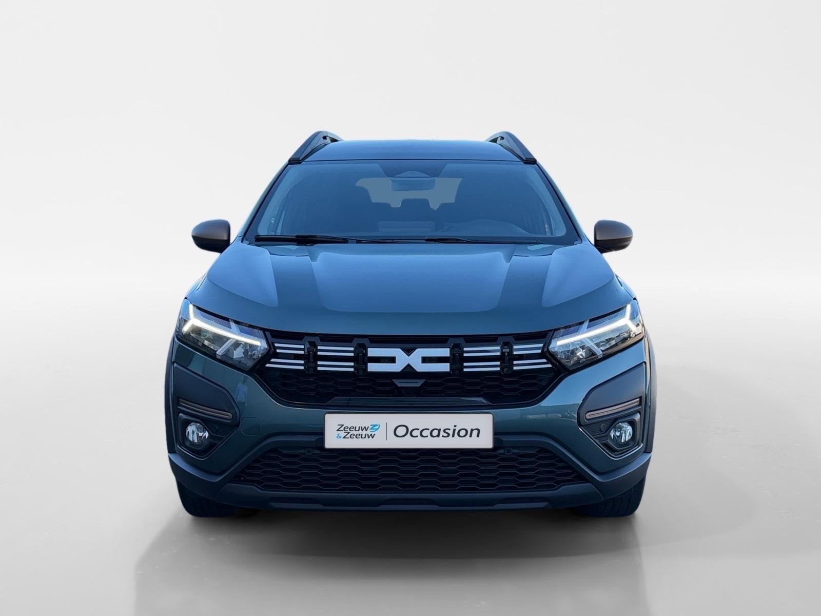 Dacia Jogger 140PK Hybrid Extreme 7p Automaat | 7 Zitplaatse, Auto's, 12 maanden, Gebruikt, 4 cilinders, 7 stoelen