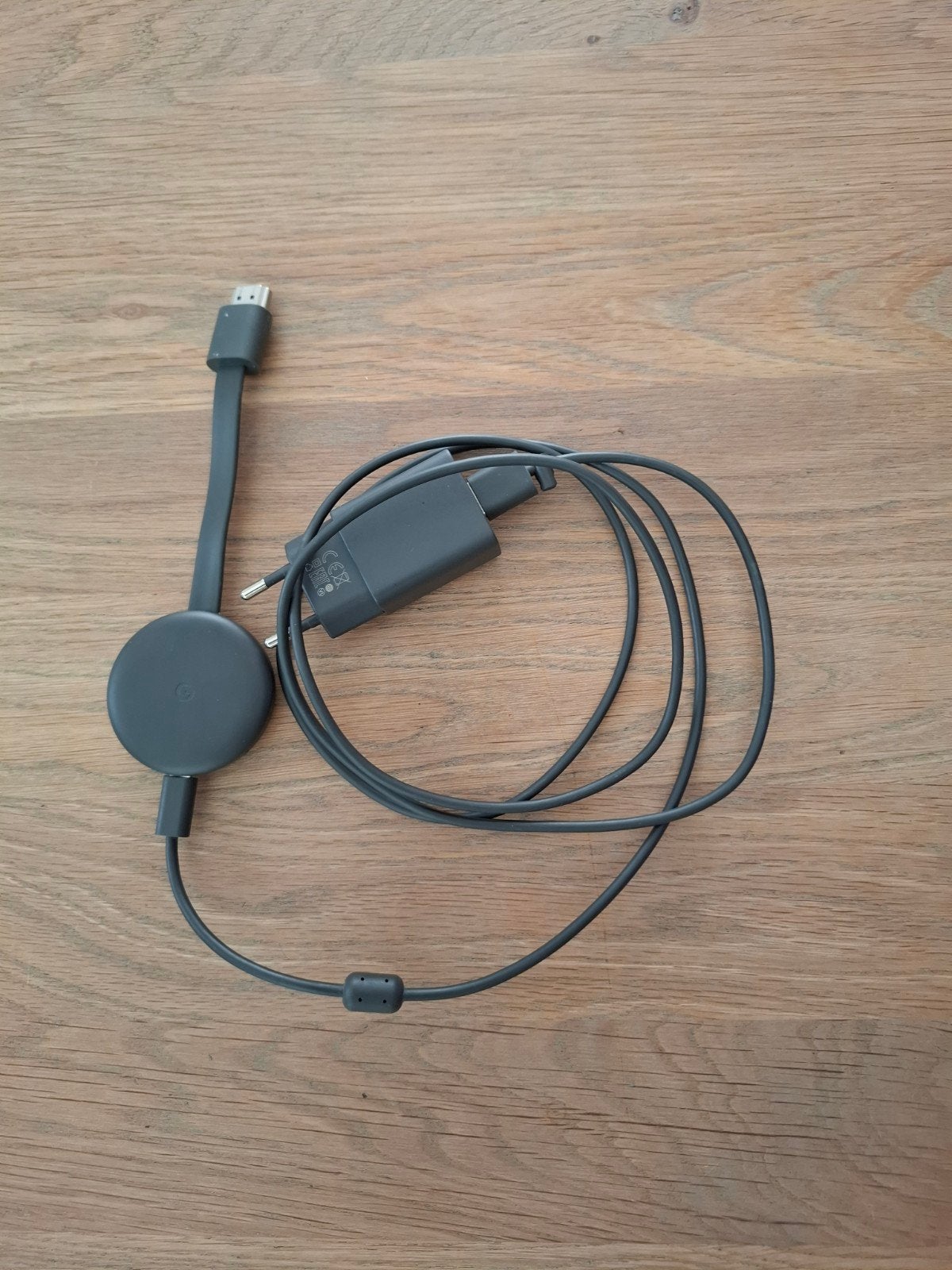 Google Chromecast 2e generatie - Media Streaming Apparaat, Ophalen of Verzenden, Zo goed als nieuw, HDMI, Zonder harde schijf