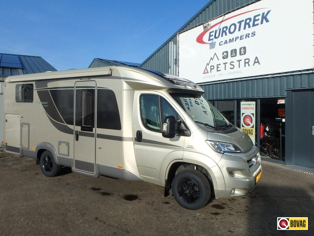 Bürstner Nexxo 690 G, Caravans en Kamperen, Campers, Standaard zit, Ringverwarming, Fiat, 6 tot 7 meter