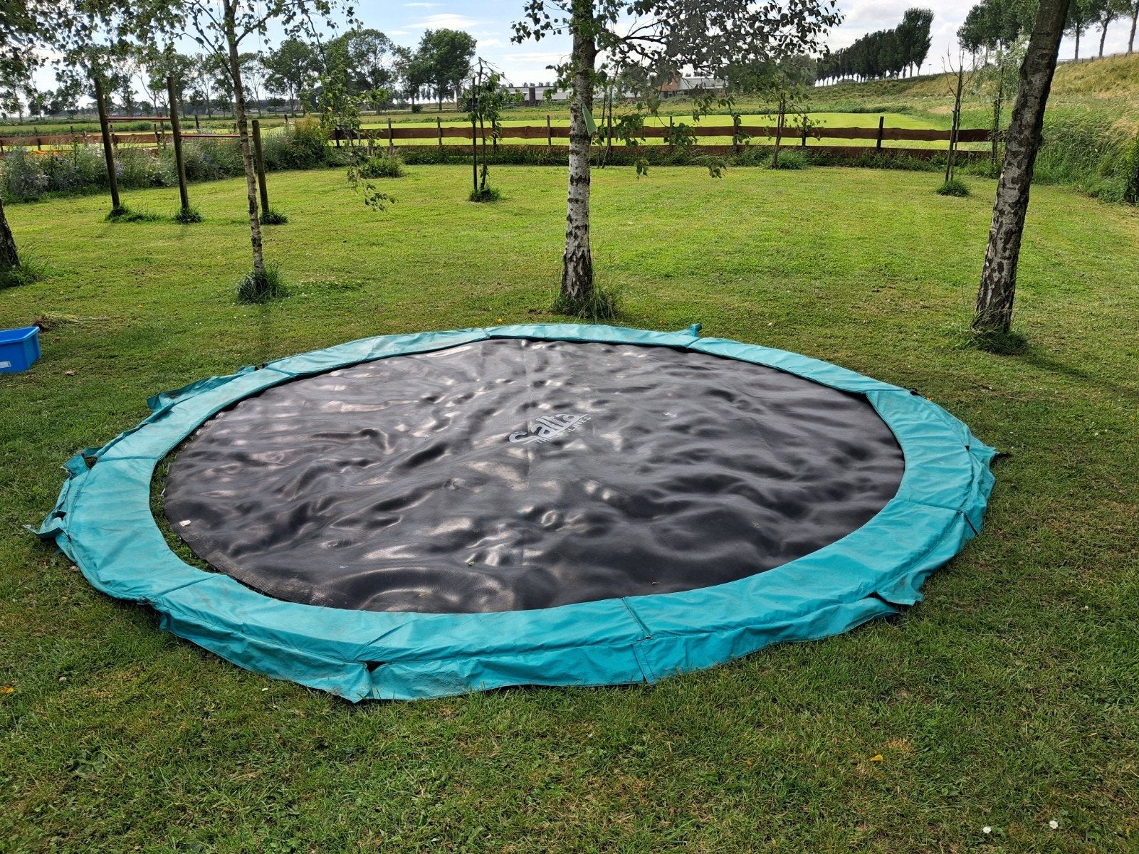Salta Comfort trampoline, Ophalen