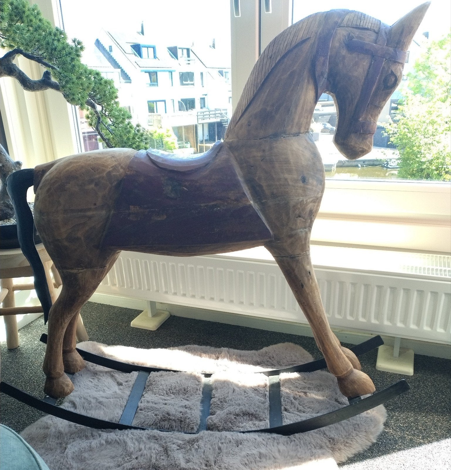 Decoratieve houten paard, Ophalen, Zo goed als nieuw, Hout