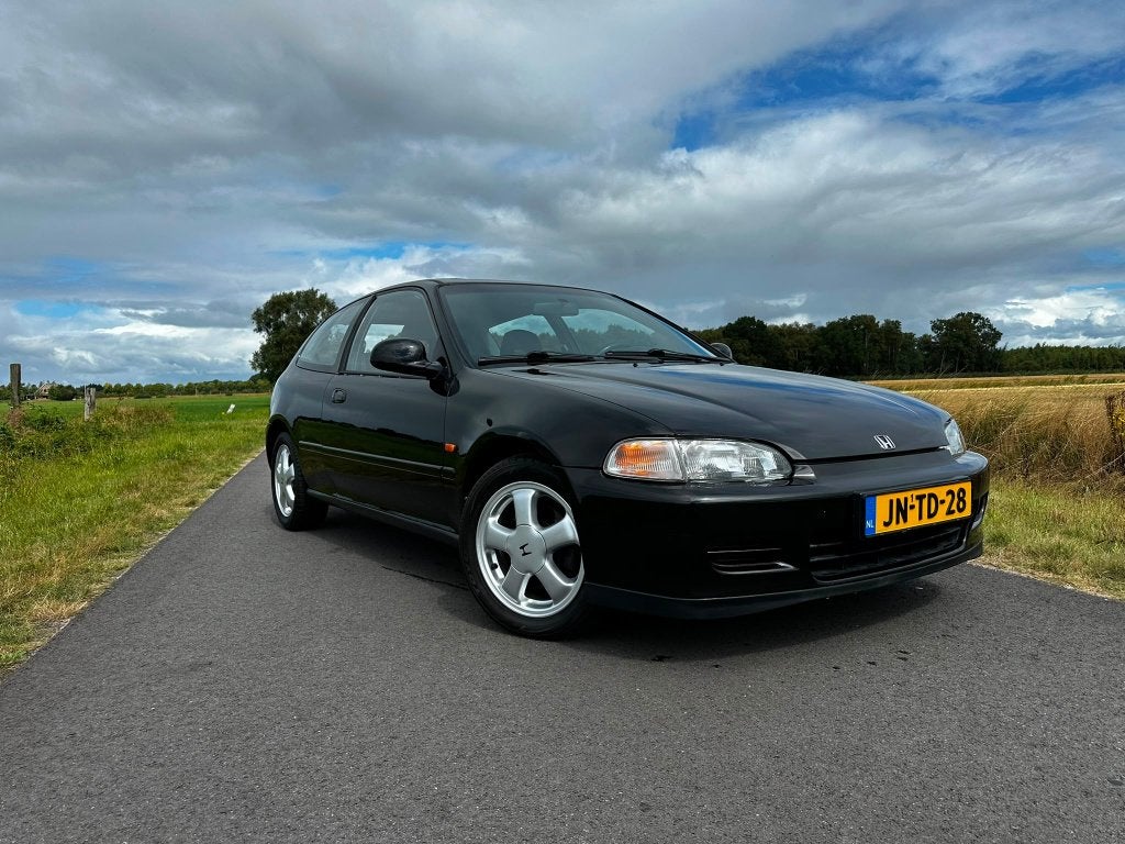Honda Civic EG6 1.6 I VTI E2 1994 Zwart, Auto's, Voorwielaandrijving, Stof, Sound system, Zwart