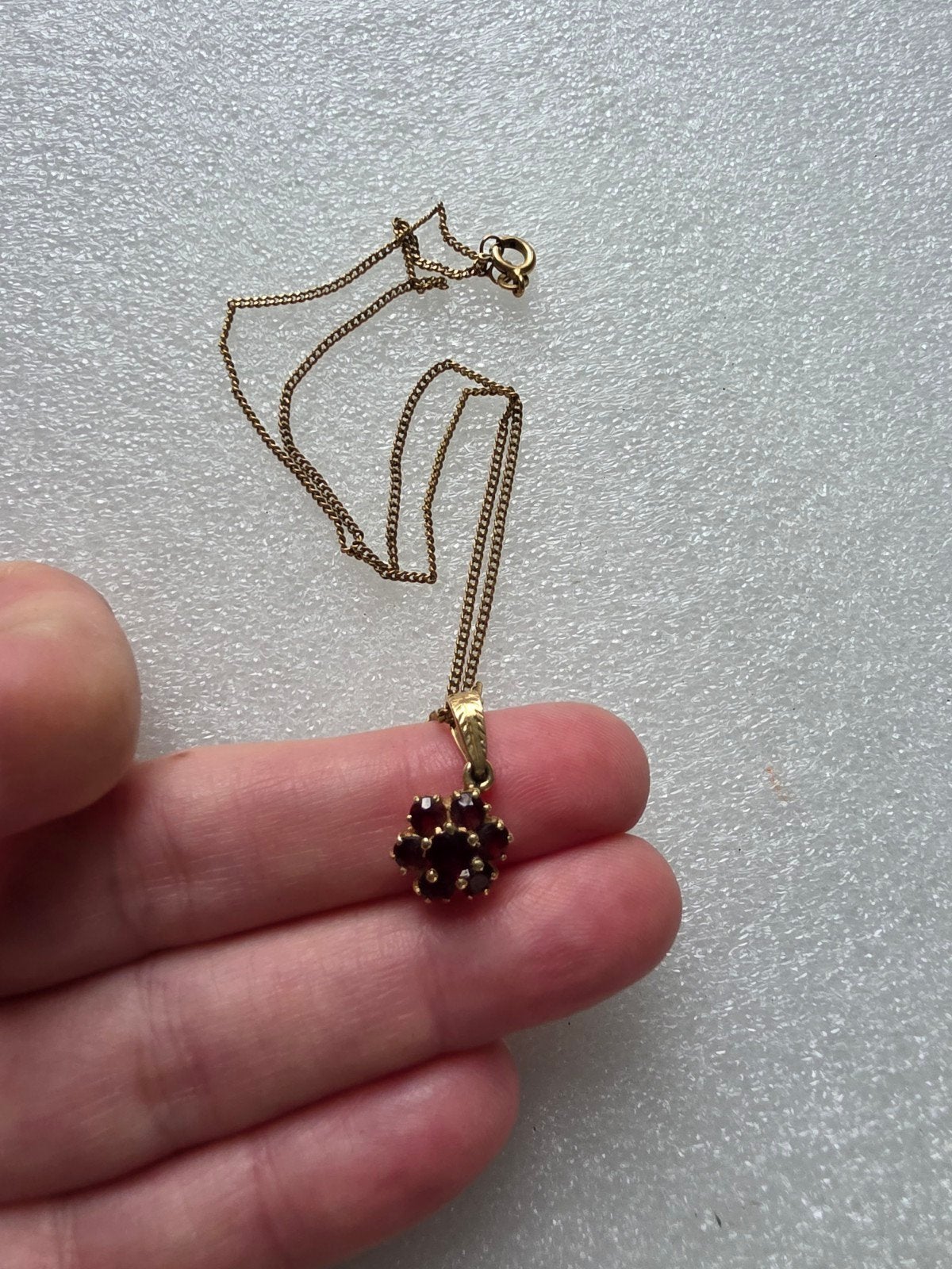 Gouden ketting met hanger, Ophalen, Gebruikt, Goud
