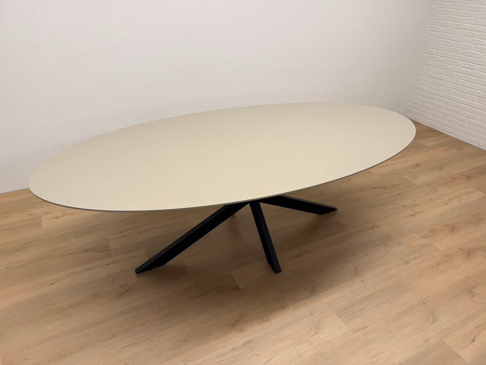 Ovale eettafel 240x120 - Beige HPL - Direct Leverbaar, Huis en Inrichting, 100 tot 150 cm, 200 cm of meer, Ophalen of Verzenden