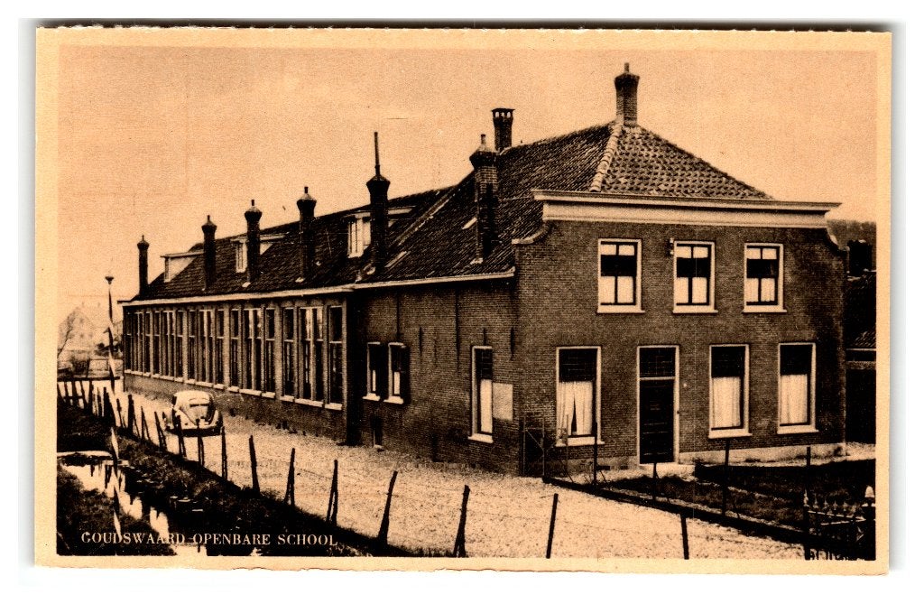 Goudswaard, Openbare School, Verzamelen, Ansichtkaarten | Nederland, Ongelopen, Zuid-Holland, 1940 tot 1960, Verzenden