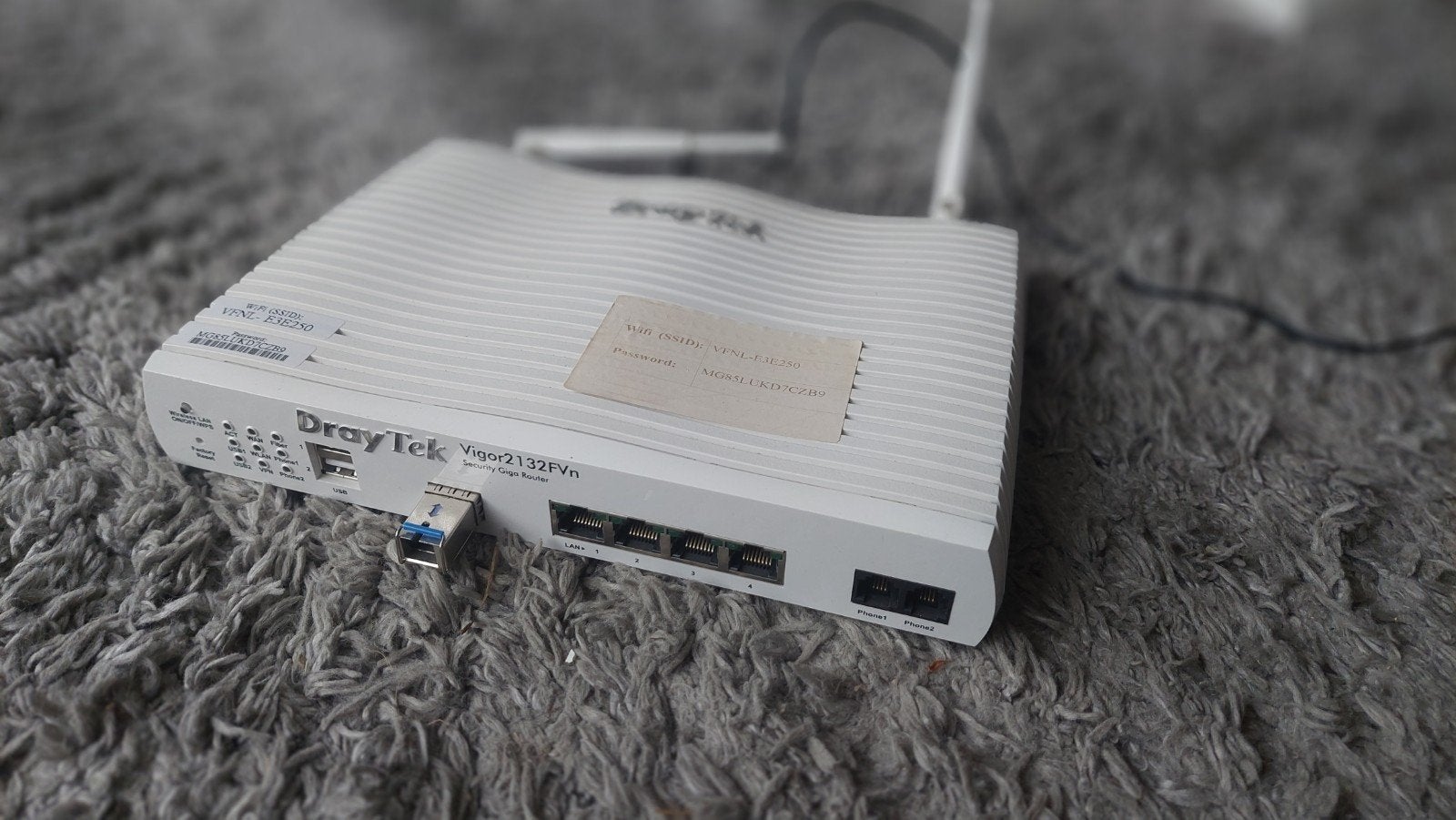 DrayTek Vigor2132FVn Security Gigabit Router, Ophalen of Verzenden, Gebruikt