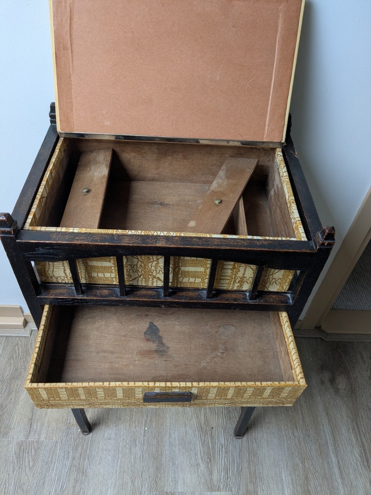 vintage retro naaibox , tafeltje, Ophalen, 25 tot 50 cm, Rechthoekig, 50 tot 100 cm