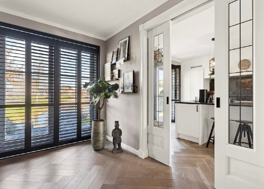 Luxe eiken visgraat vloer circa 90m2, Gebruikt, 75 m² of meer, Wit, Ophalen