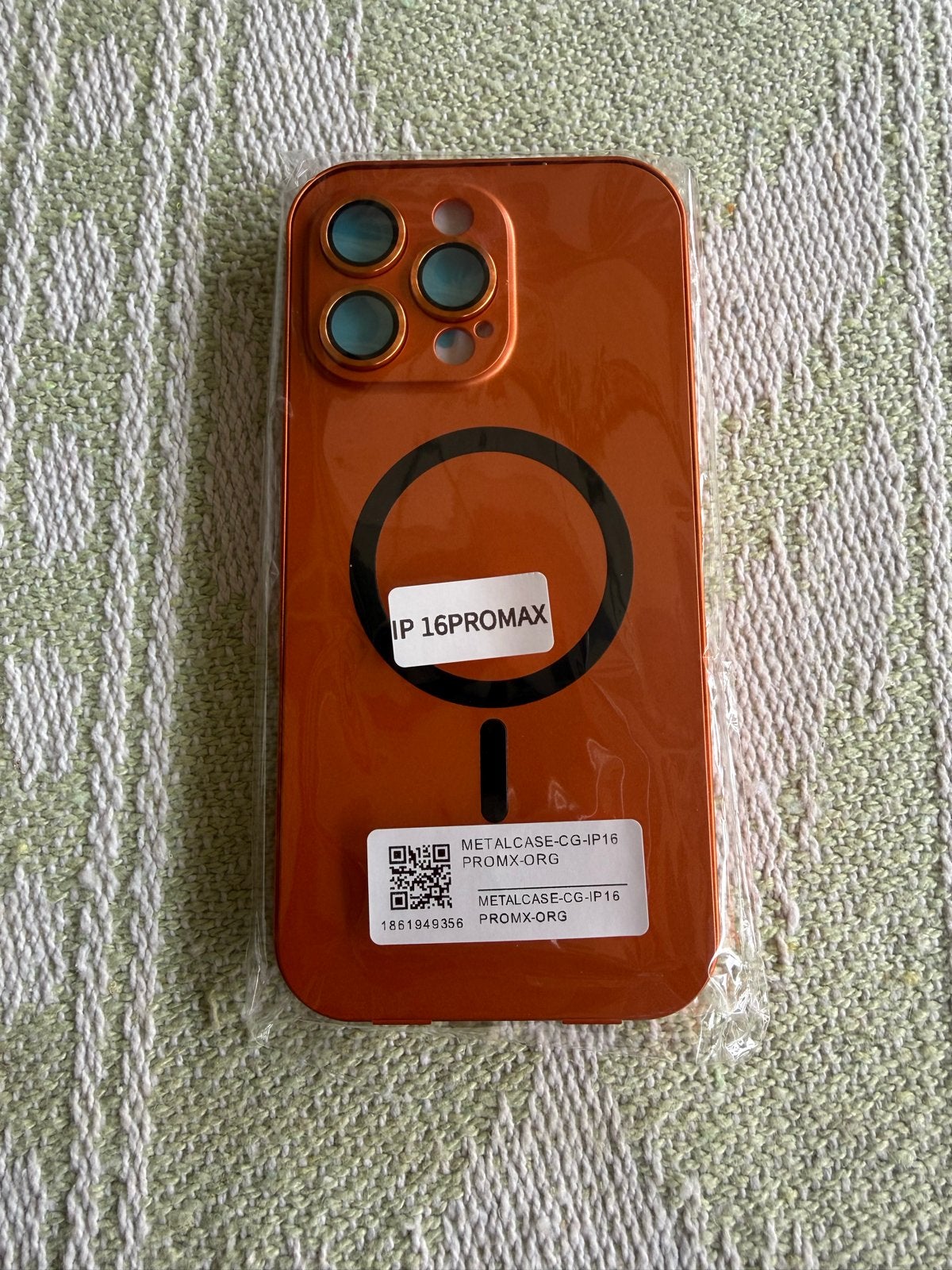 Blue bolt iPhone 16 Pro Max Hoesje met MagSafe, IPhone 16 Pro Max, MagSafe, Oranje, Overige merken