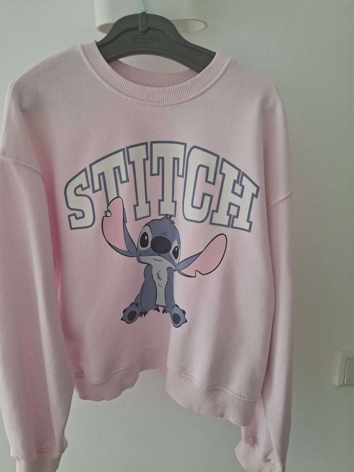 STITCH licht roze sweater maat 164, H&M, Ophalen of Verzenden, Zo goed als nieuw, Roze