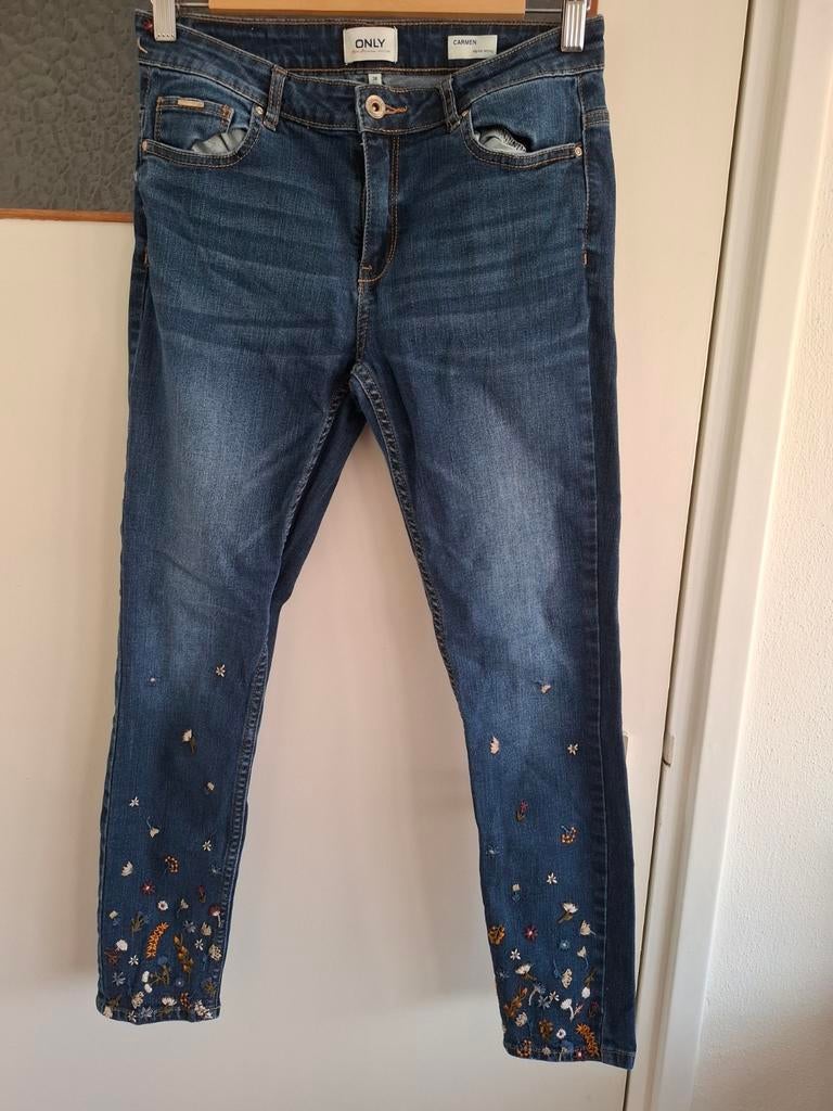 ONLY Carmen Regular Skinny Jeans met bloemenborduursel, ONLY, W28 - W29 (confectie 36), Gedragen, Verzenden