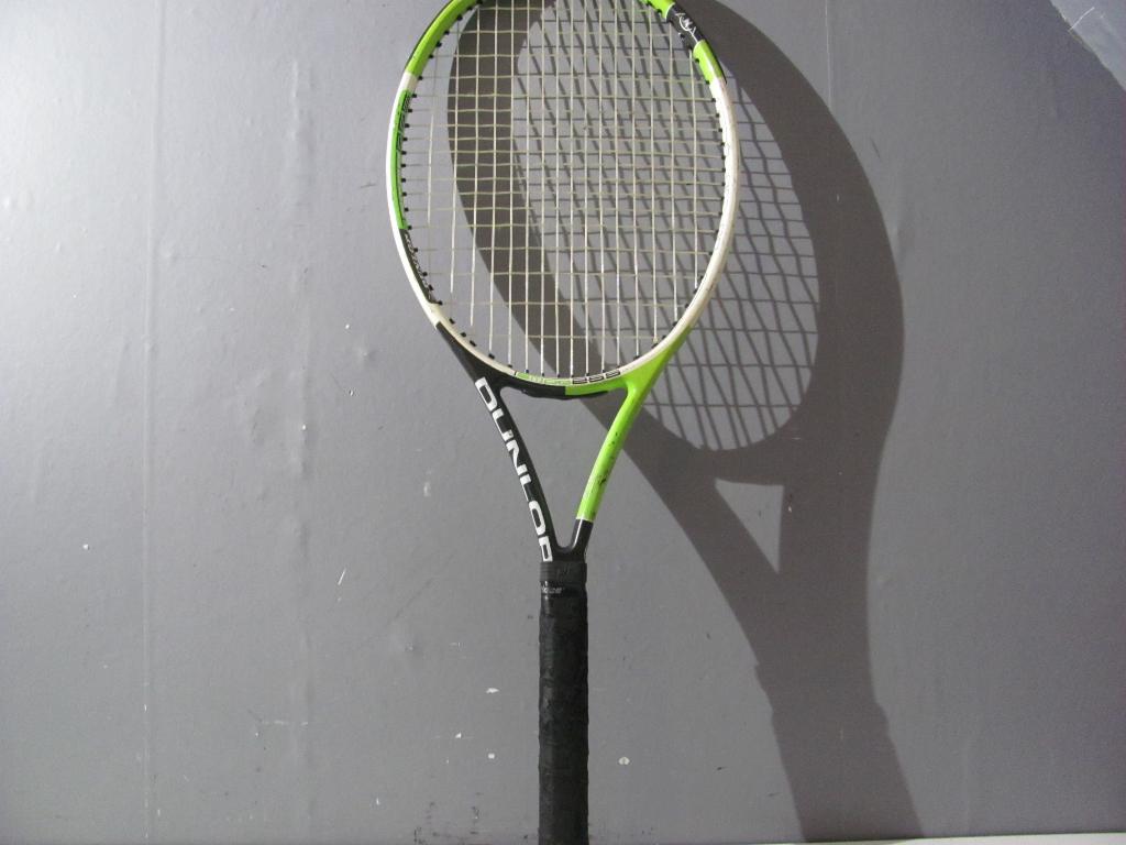 tennisracket DUNLOP TEMPO 255 L=3 goede bespanning, Ophalen of Verzenden, Zo goed als nieuw, Racket, L3