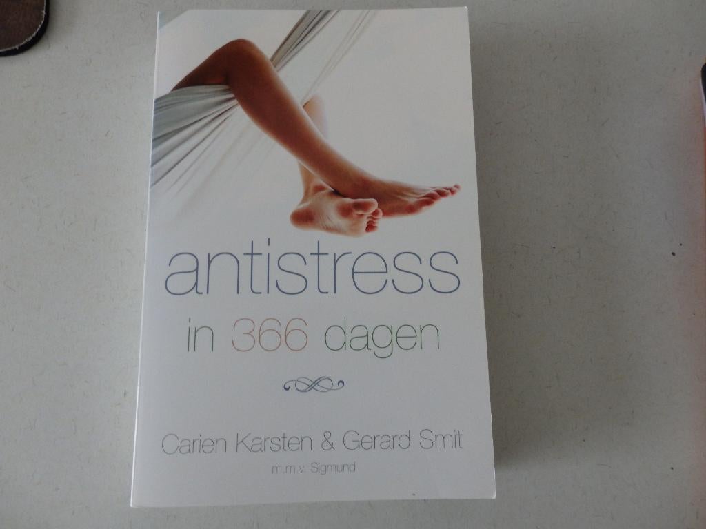 Antistress in 366 dagen, Ophalen of Verzenden, Zo goed als nieuw