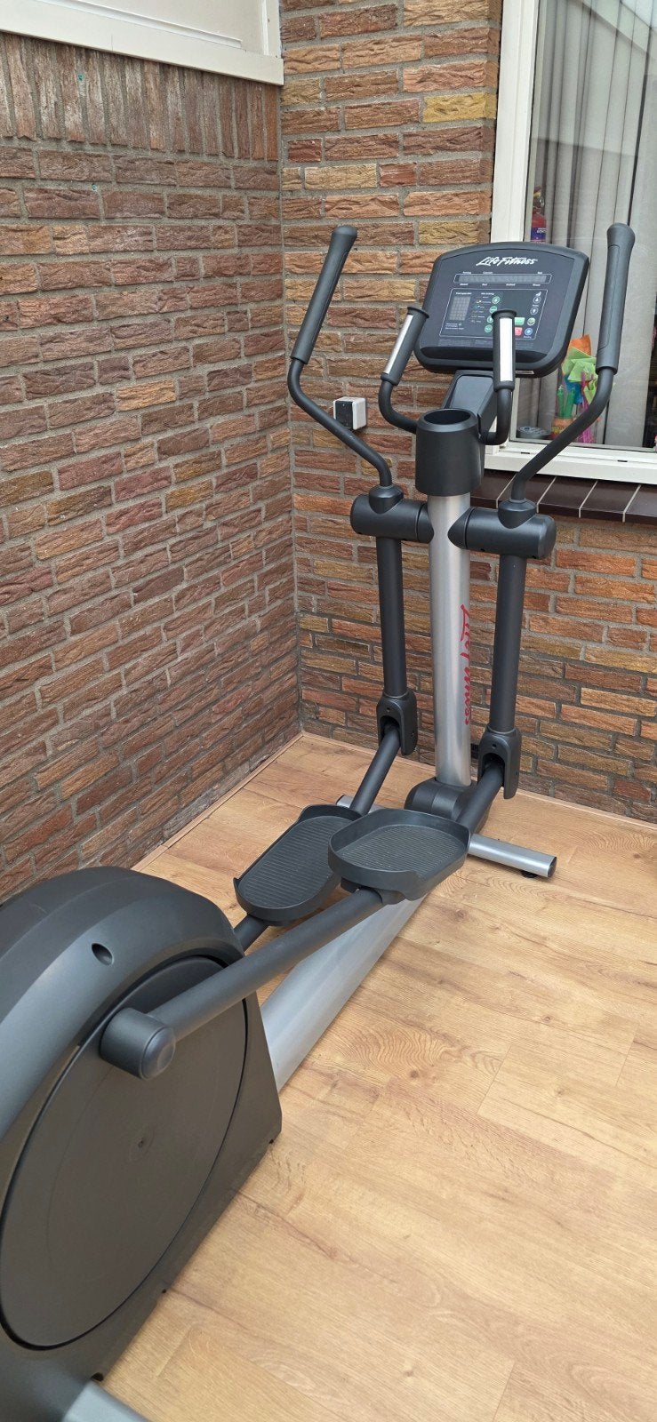 Crosstrainer van LifeFitness, Sportschool kwaliteit., Sport en Fitness, Ophalen, Buik, Zo goed als nieuw, Crosstrainer