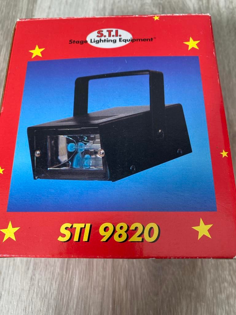 S.T.I. Stage Lighting Equipment STI 9820 Lichteffect, Ophalen of Verzenden, Zo goed als nieuw, Licht