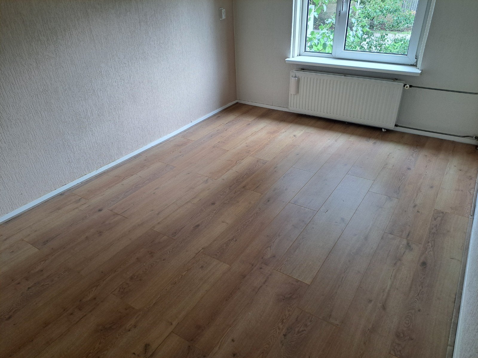 Laminaatvloer: 20m² gebruikt + 3 pakken nieuw, Ophalen, 50 tot 150 cm, 10 m² of meer, 10 tot 30 cm