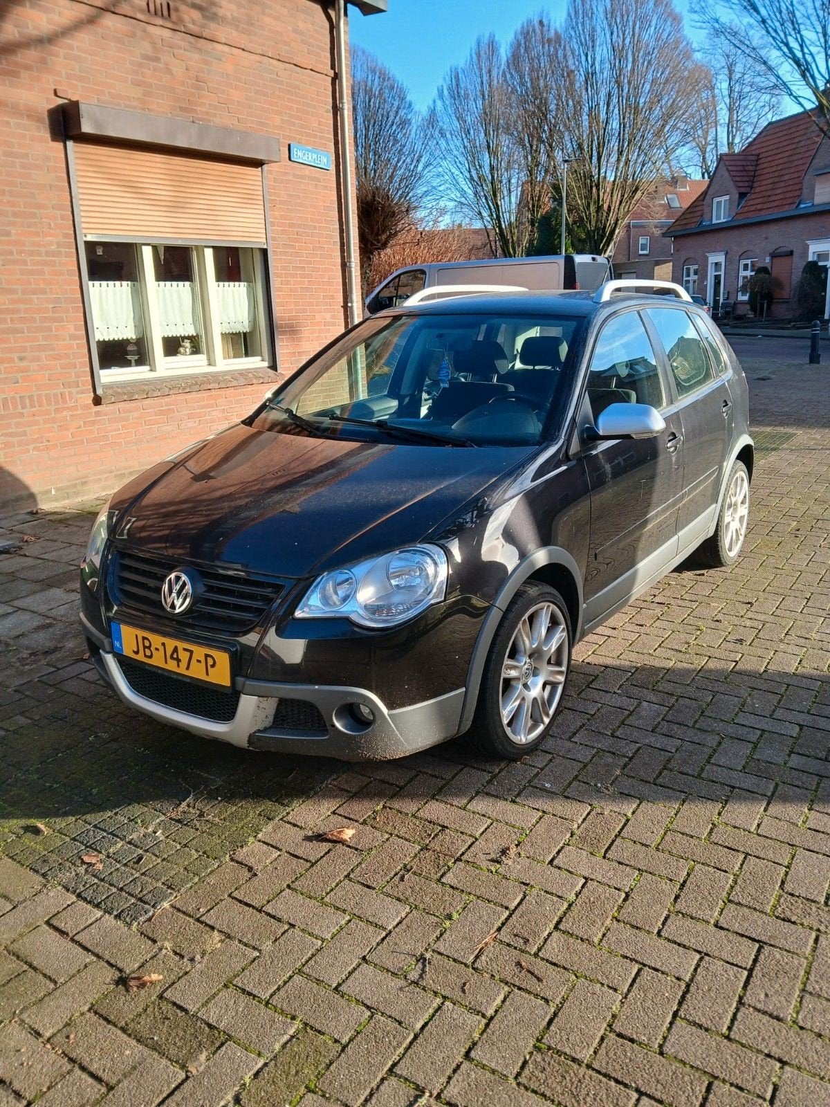 Volkswagen Polo 1.4 16V 59KW Cross 2006 Zwart, Voorwielaandrijving, 40 €/maand, Zwart, Zwart