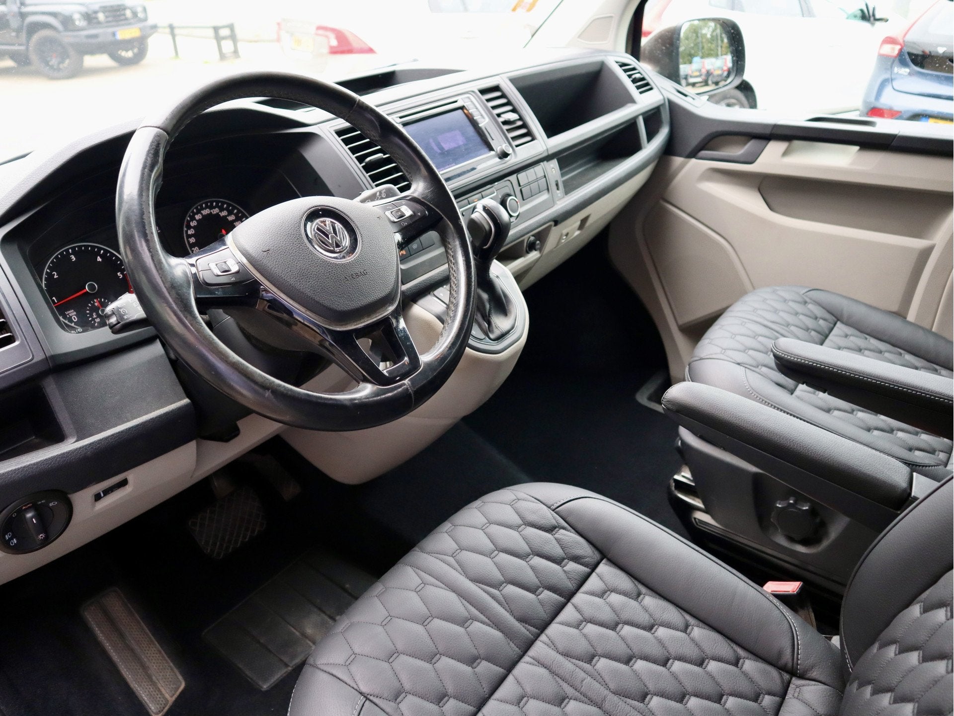 Volkswagen Transporter 2.0 TDI 140PK DSG LUXE DUBBELE CABINE, Euro 5, Gebruikt, 4 cilinders, Volkswagen