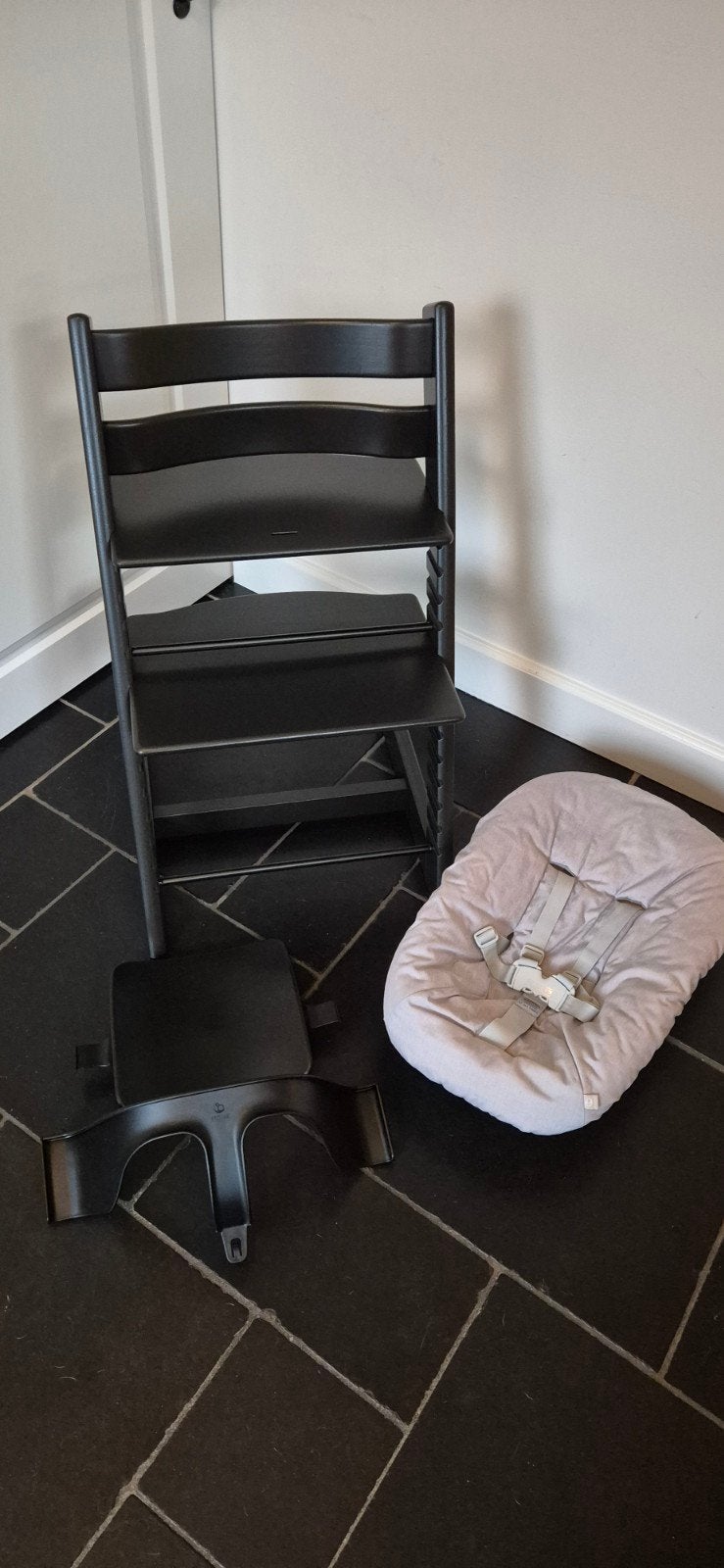 Stokke Tripp Trapp Complete Set Zwart Nieuwstaat, Ophalen, Zo goed als nieuw, Meegroeistoel, Gordel(s)