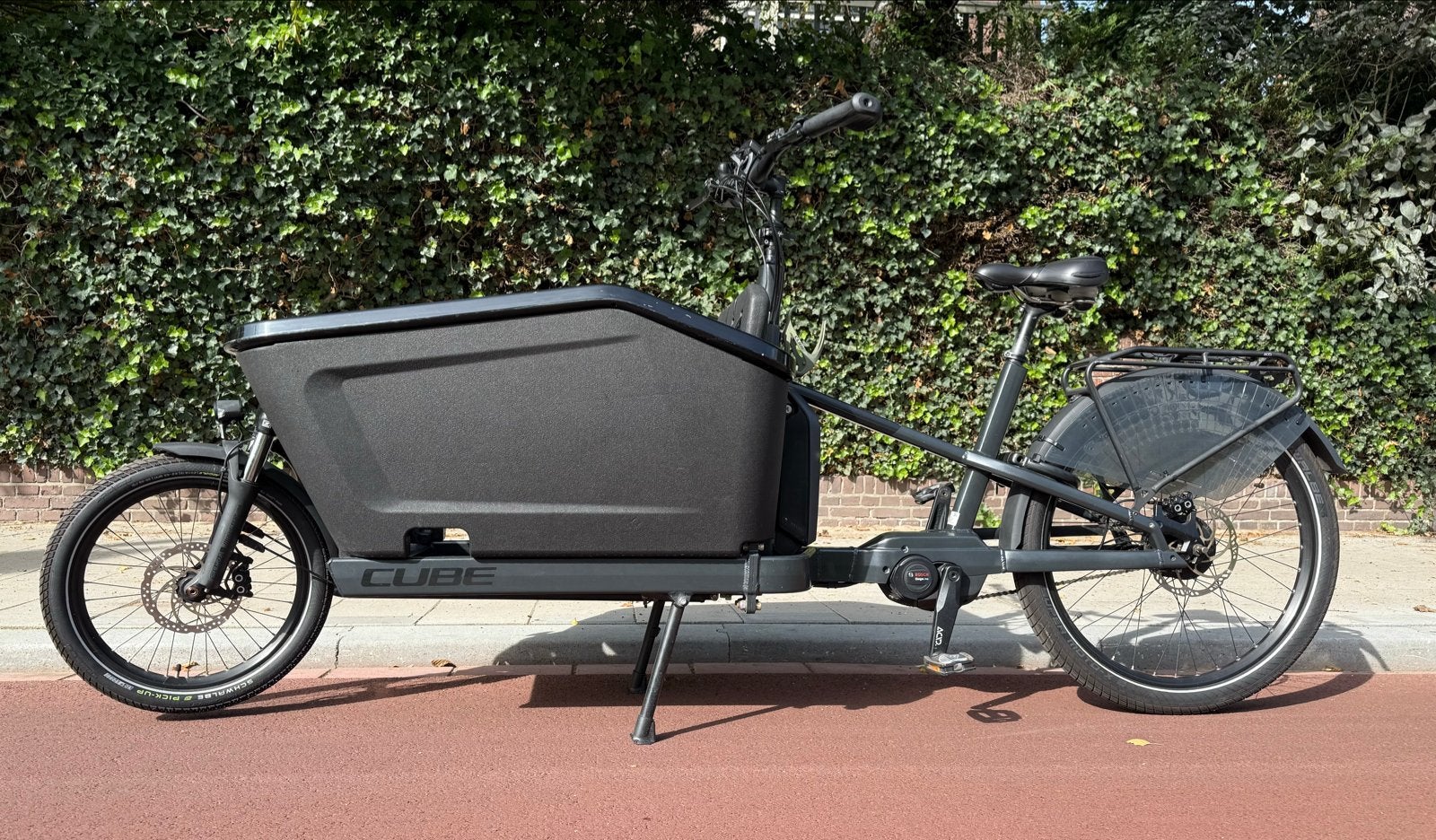 Foto 2 van Cube Cargo Hybrid 2021 Iridium / Black