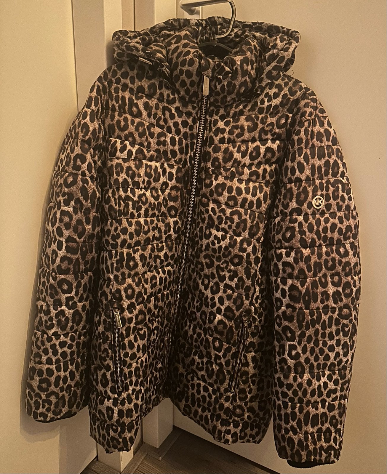 Michael Kors Leopard Print Puffer Jas Maat M, Ophalen of Verzenden, Zo goed als nieuw, Maat 42/44 (L), Meerkleurig