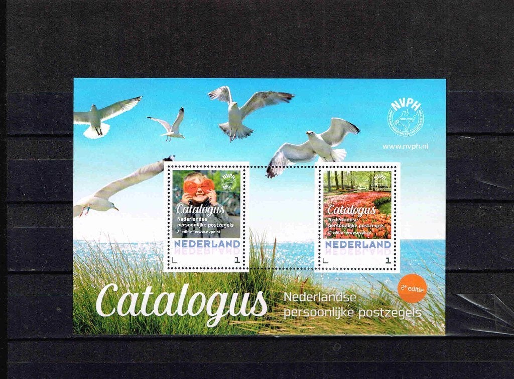 Catalogus vel 2 persoonlijke zegels 1/ap12, Verzenden, Na 1940, Postfris
