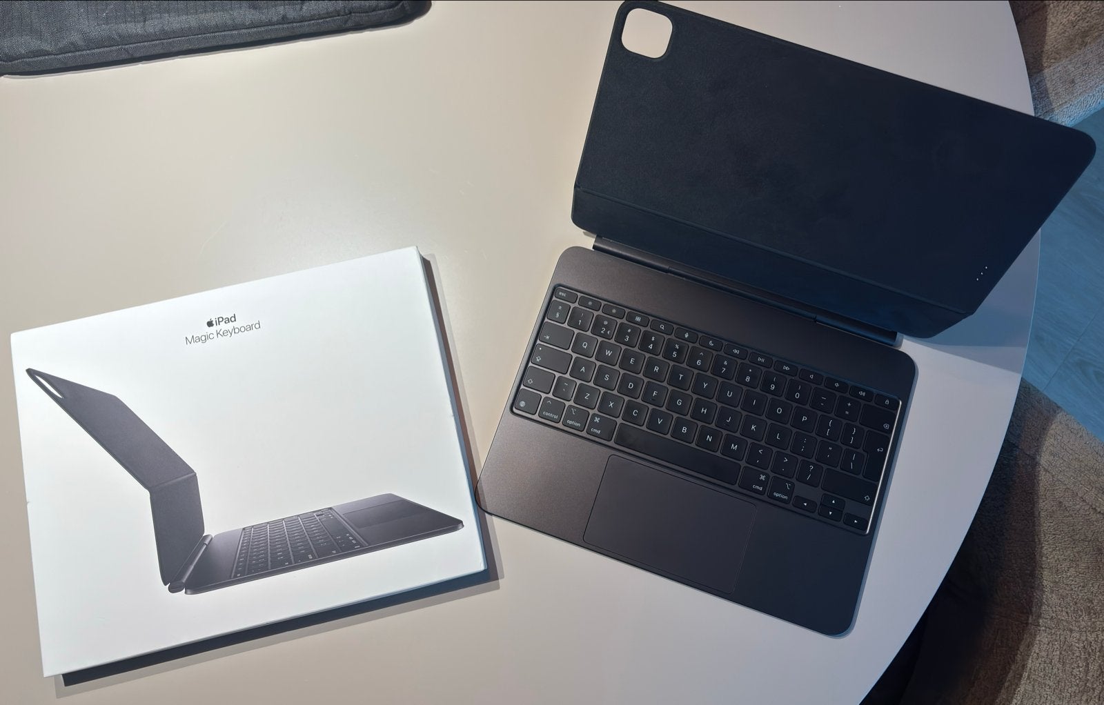 Apple Magic Keyboard  iPad Pro 13-inch M4, Computers en Software, 13 inch of meer, Overige modellen, Zwart, Ophalen of Verzenden