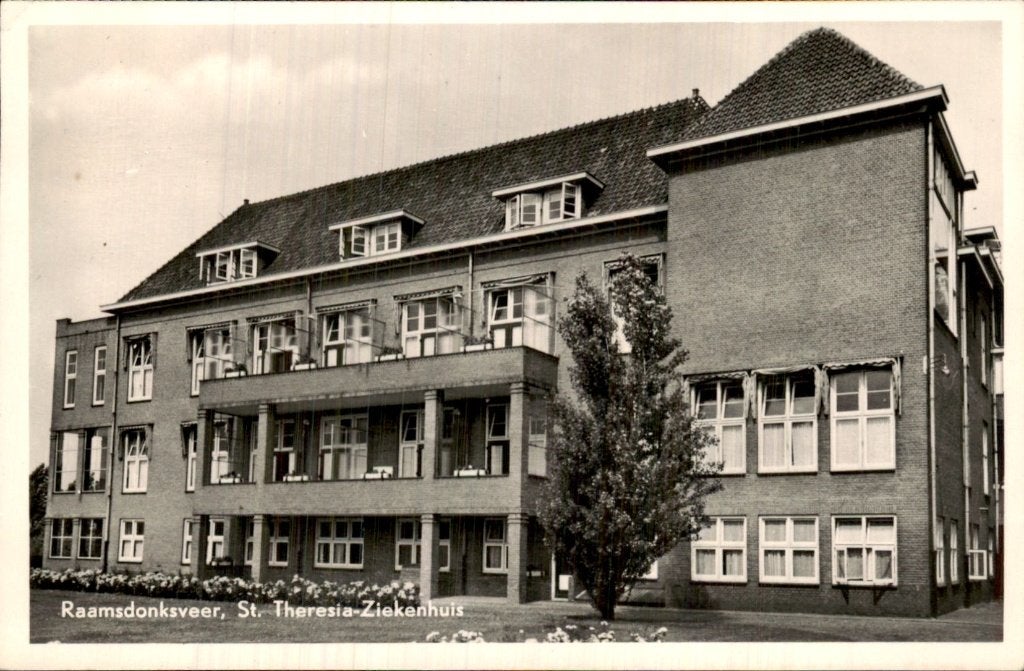 Raamsdonksveer - St. Theresia-Ziekenhuis - Voorgeve, Verzamelen, Ophalen of Verzenden, 1940 tot 1960, Gelopen, Noord-Brabant